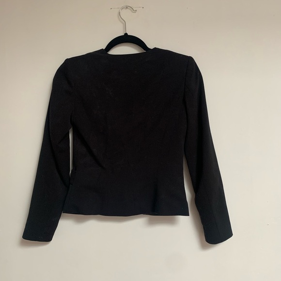 Black short blazer, Size 4 - Picture 2 of 2